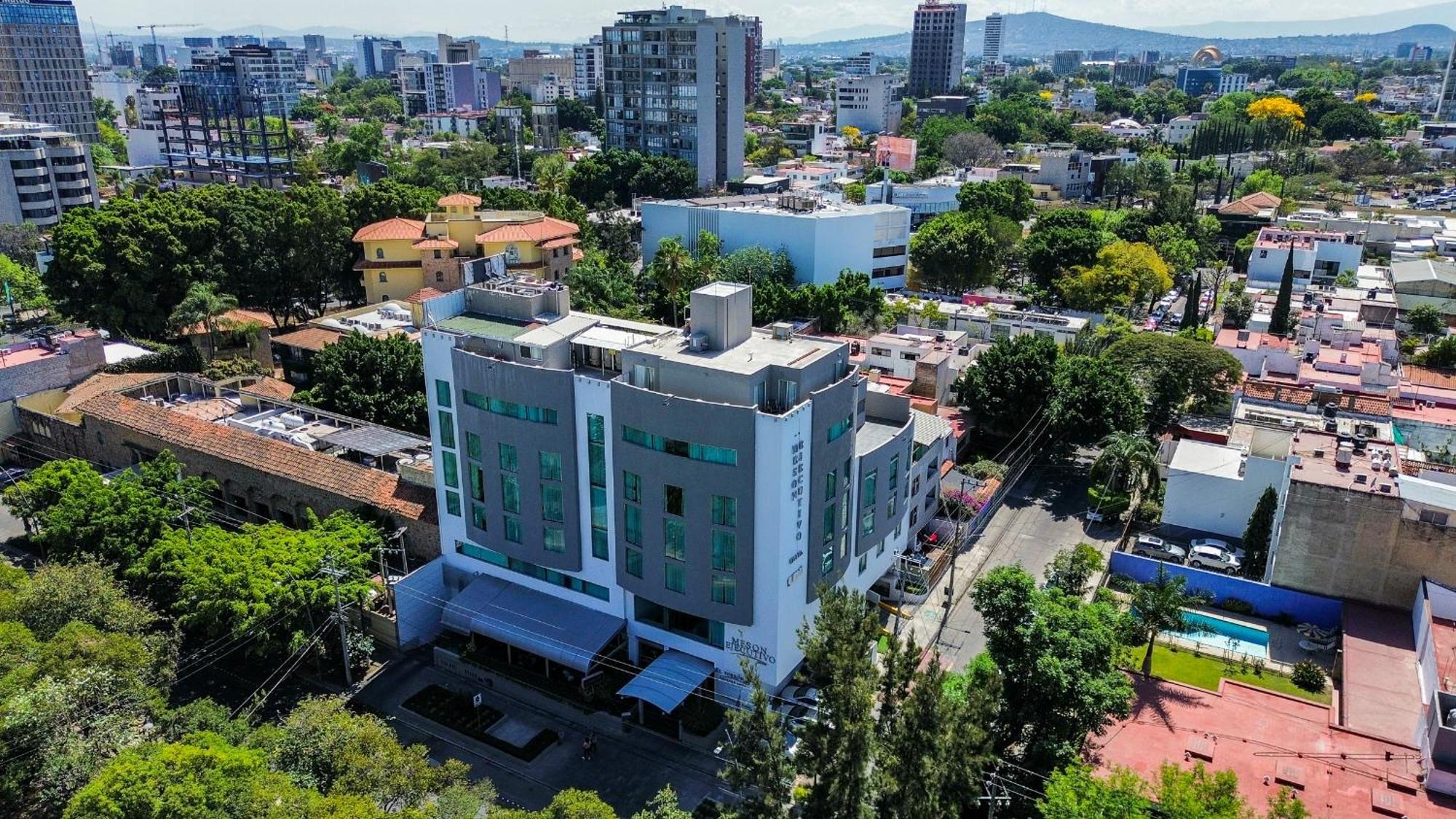 ホテル Meson Ejecutivo Guadalajara Minerva - Av Mexico エクステリア 写真