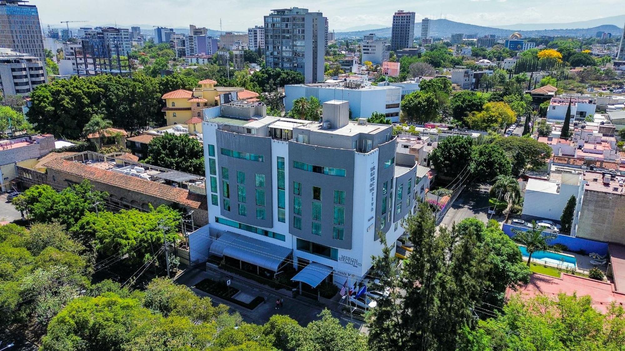 ホテル Meson Ejecutivo Guadalajara Minerva - Av Mexico エクステリア 写真